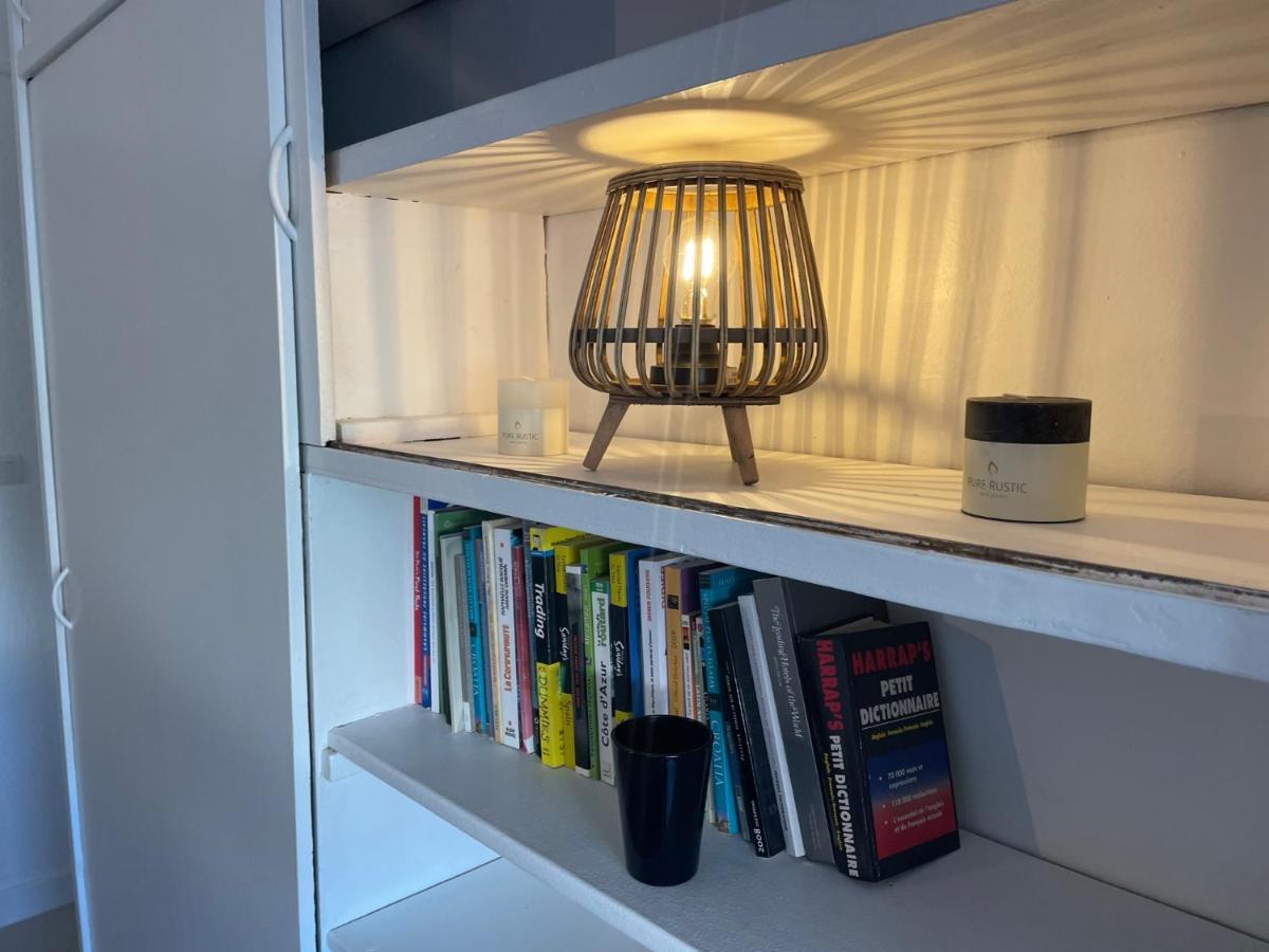 Grand Studio 7 Minutes De La Plage Et Climatise Sur Juan Les Pins Antibes Ngoại thất bức ảnh